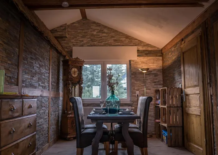 Loftwohnung 3 Bergeblick * Ettringen (Rhineland-Palatinate)